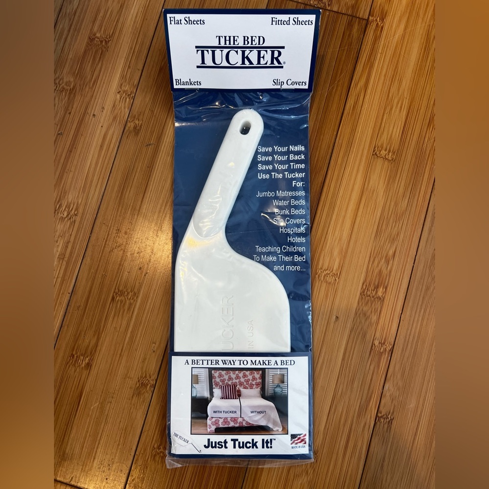 The Bed Tucker for Flat & Fitted Sheets, Blankets & Slip Covers